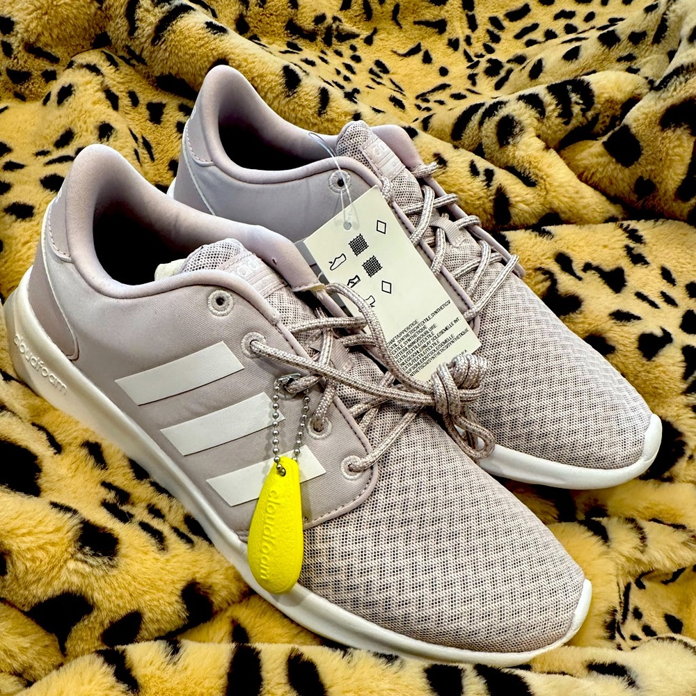 BNWT QT RACER ADIDAS CLOUDFOAM SHOES